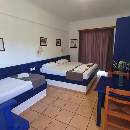 Filoxenia & Lejlighedshotel Theológos