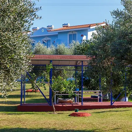 Ξενοδοχείο με διαμερίσματα Filoxenia &