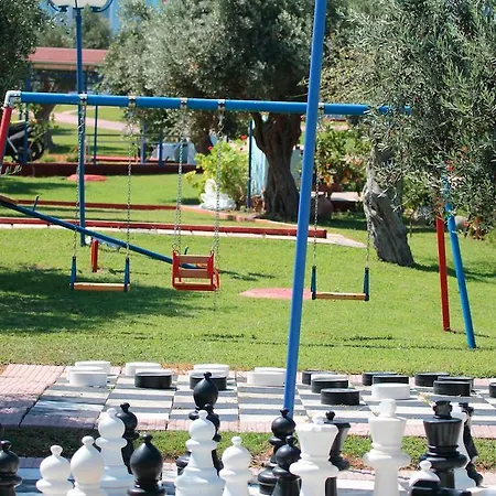 Filoxenia & Ξενοδοχείο με διαμερίσματα Θεολόγος